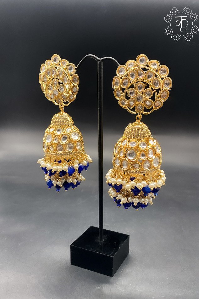 Kundan Jhumki - golden kundan, blue & white pearl - Image 5